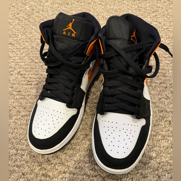 Jordan Other - Jordan 1 Mid “SHATTERED BACKBOARD”